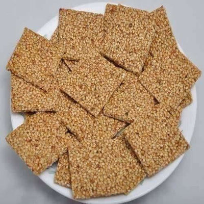 Almond House - Til Chikki / Nuvvula Atchu