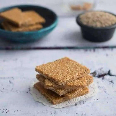Almond House - Til Chikki / Nuvvula Atchu